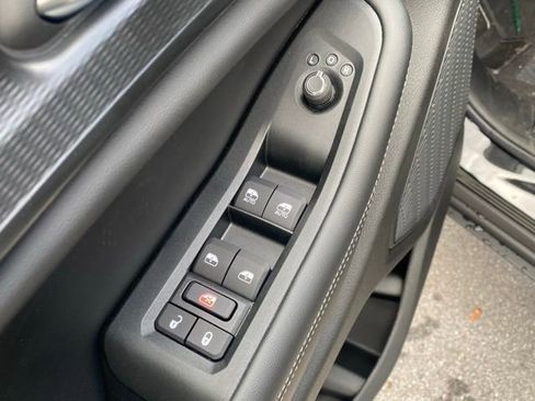 New 2025 Jeep Grand Cherokee Laredo X w/ Luxury Tech Group I AWD/4WD image 13
