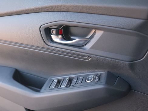 Used 2025 Honda Accord LX image 11
