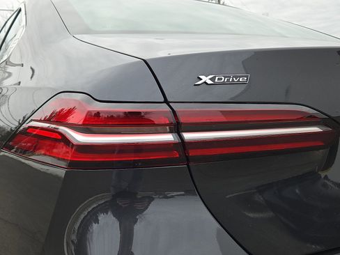 Used 2024 BMW 540i xDrive image 10