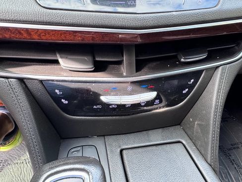 Used 2019 Cadillac CT6 Luxury w/ Driver Awareness Package image 19