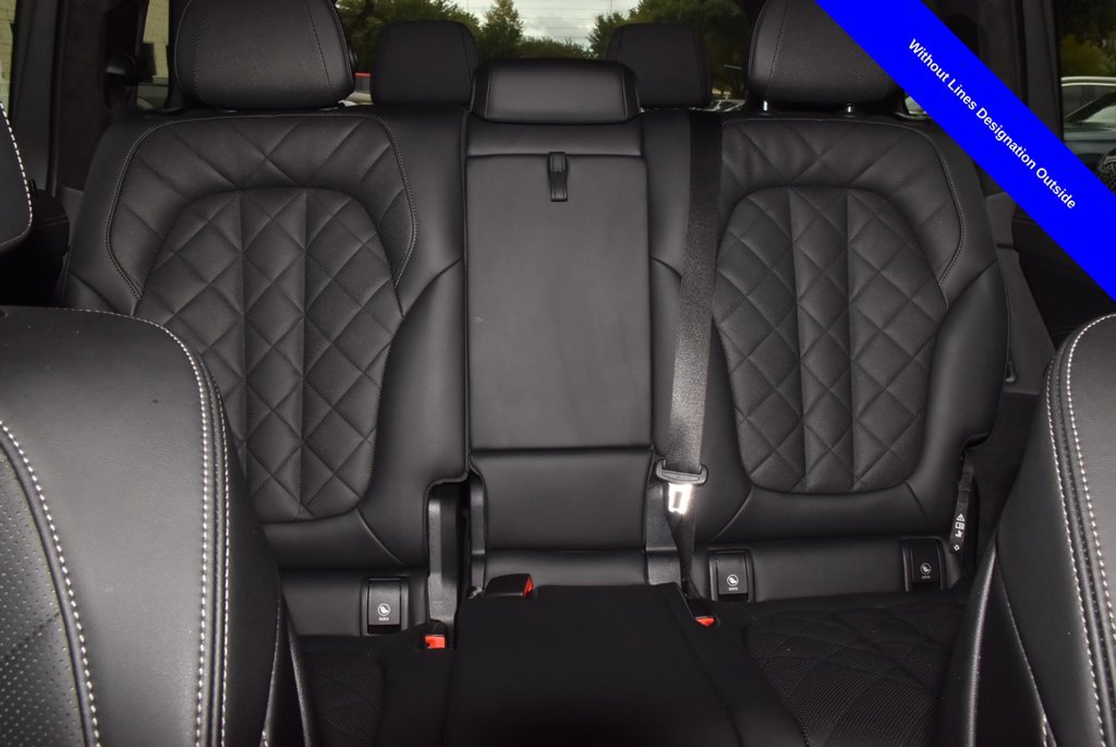 Used 2024 BMW X7 xDrive40i w/ M Sport Package AWD/4WD image 21