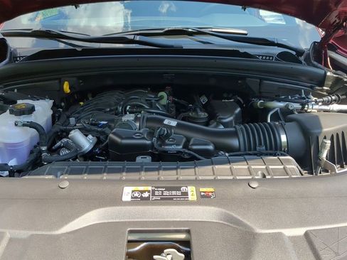 New 2025 Jeep Grand Cherokee L Laredo w/ Luxury Tech Group I image 25