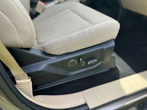 Used 2018 Ford F150 XLT w/ Equipment Group 302A Luxury image 34