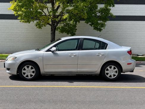 Used 2006 MAZDA MAZDA3 I FWD image 2