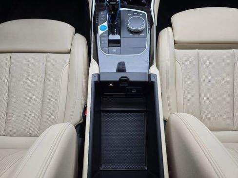 Used 2023 BMW i4 eDrive35 w/ Premium Package RWD image 32