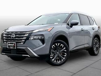 Certified 2025 Nissan Rogue SL w/ Tech Package FWD video 1