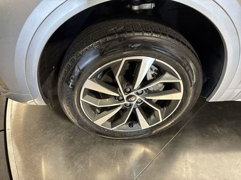 Used 2024 Audi Q5 2.0T Premium Plus w/ Premium Plus Package image 10