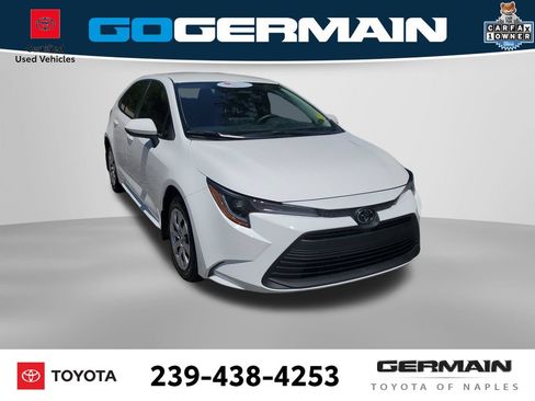 Used 2026 Toyota Corolla LE FWD image 4