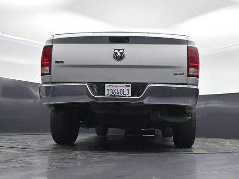 Used 2018 RAM 1500 Classic SLT RWD image 41