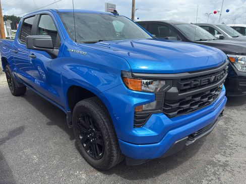 Used 2025 Chevrolet Silverado 1500 Custom AWD/4WD image 2