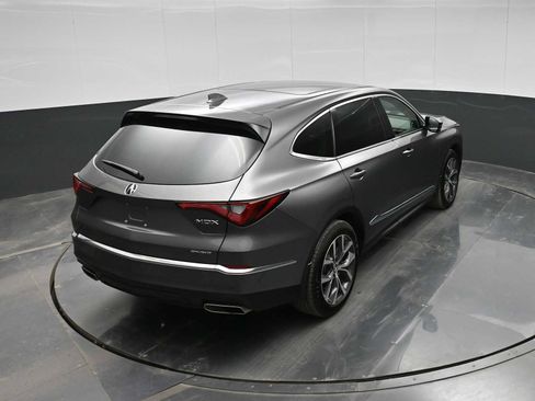 Used 2024 Acura MDX SH-AWD w/ Technology Package image 27