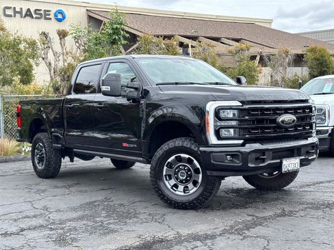 Used 2023 Ford F250 Lariat w/ Tremor Off-Road Package image 2