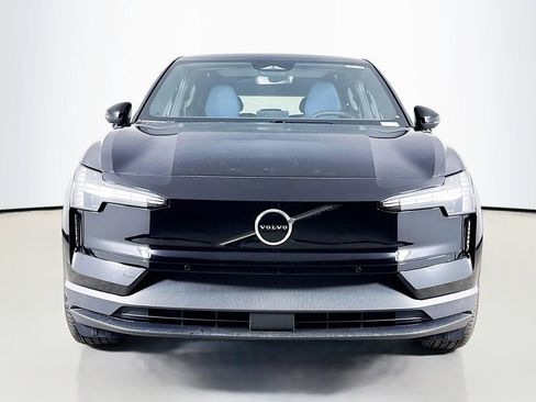 New 2026 Volvo EX30 Plus w/ Climate Package image 2