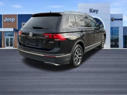 Used 2020 Volkswagen Tiguan SE image 7