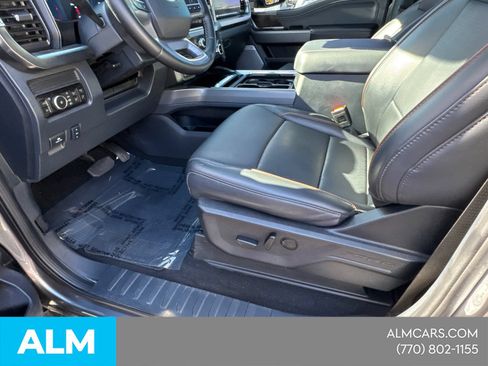 Used 2025 Ford F350 Lariat AWD/4WD image 12