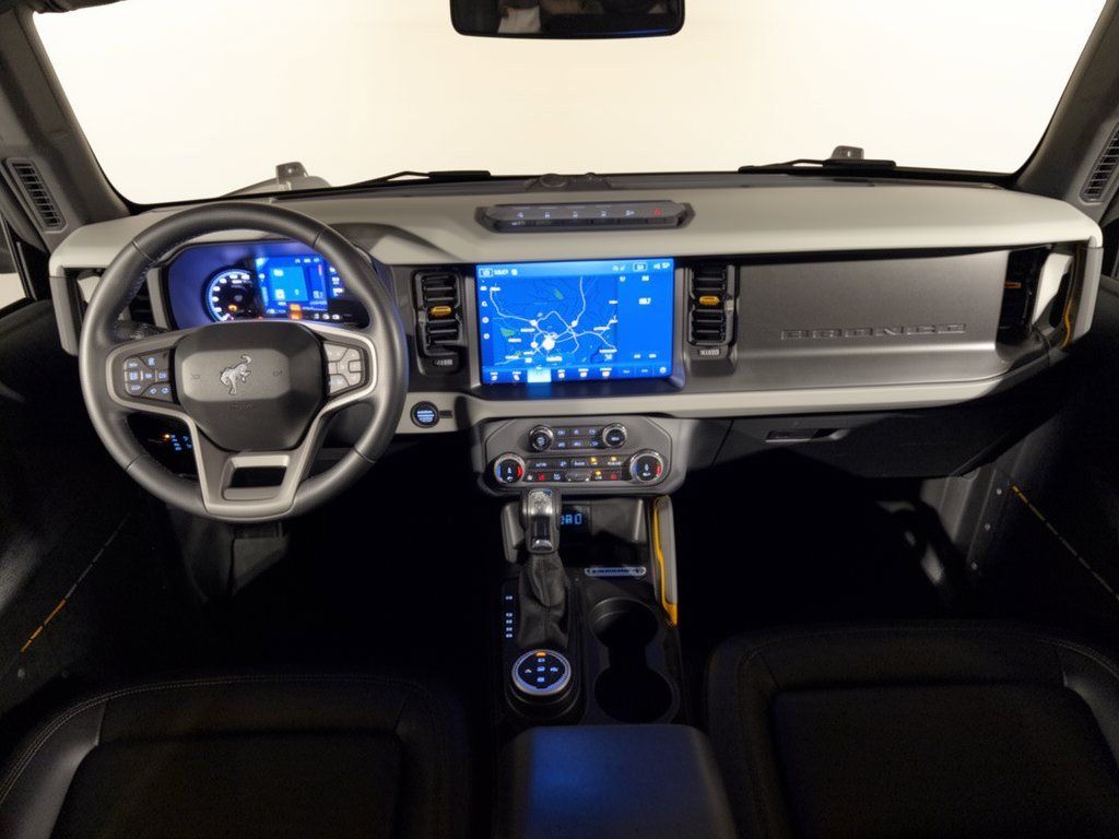 Used 2022 Ford Bronco Badlands AWD/4WD image 17