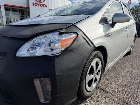 Used 2014 Toyota Prius Two FWD image 10
