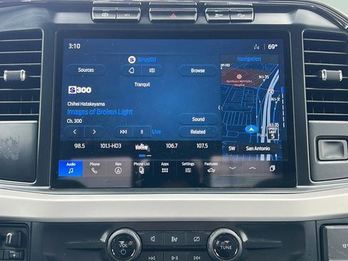 Used 2023 Ford F250 XLT w/ XLT Premium Package AWD/4WD image 19