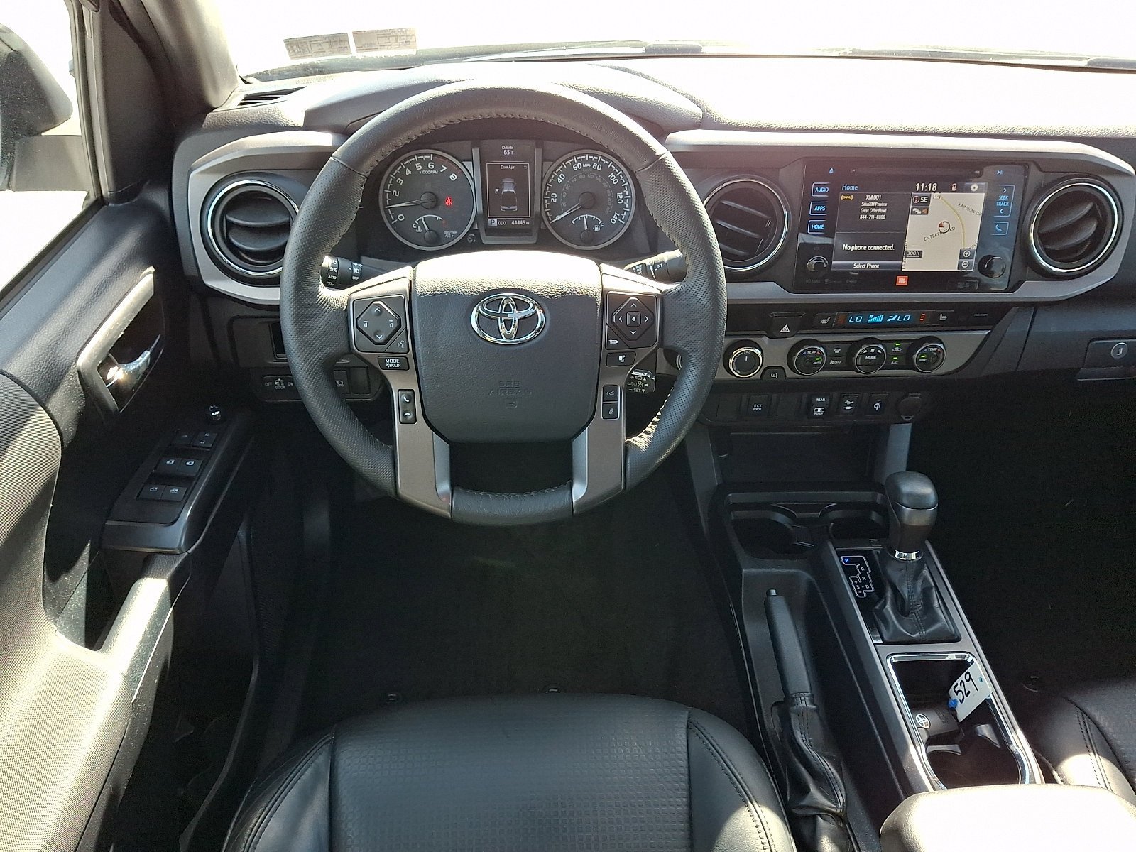 Used 2018 Toyota Tacoma TRD Sport AWD/4WD image 12