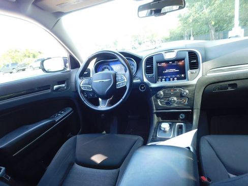 Used 2021 Chrysler 300 Touring w/ Sport Appearance Package RWD image 3