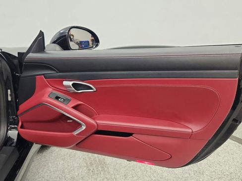 Used 2018 Porsche 911 Carrera 4 GTS image 20