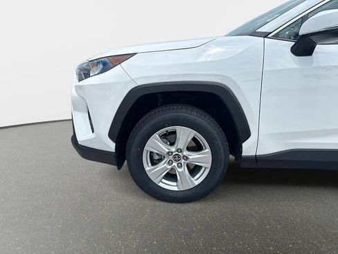 Used 2021 Toyota RAV4 XLE FWD image 10
