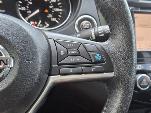 Used 2019 Nissan Rogue SL image 27