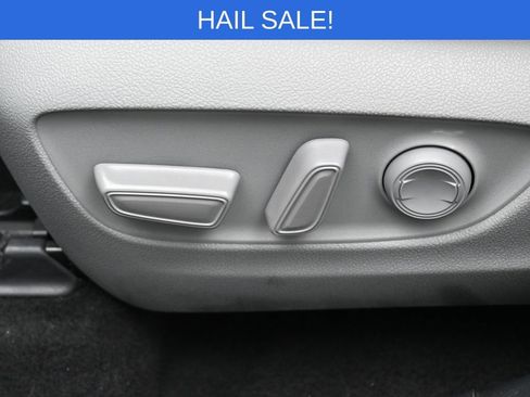 Certified 2020 Toyota Highlander XLE image 10