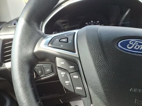 Certified 2018 Ford Edge SEL w/ Equipment Group 201A AWD/4WD image 14