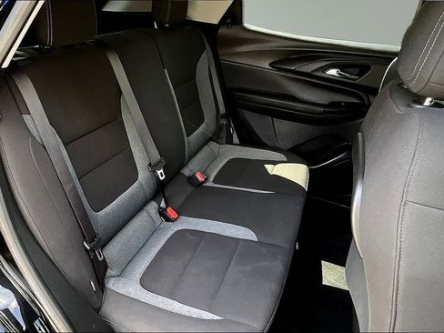 Used 2022 Chevrolet TrailBlazer LT w/ Convenience Package AWD/4WD image 23