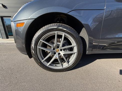 New 2026 Porsche Macan image 11