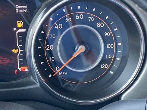 Used 2023 Jeep Wrangler Unlimited Sahara w/ Cold Weather Group AWD/4WD image 17