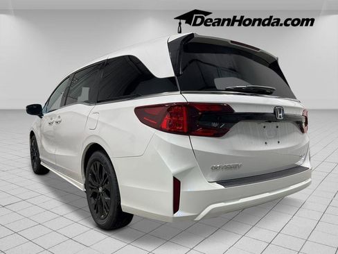New 2026 Honda Odyssey Sport-L image 3