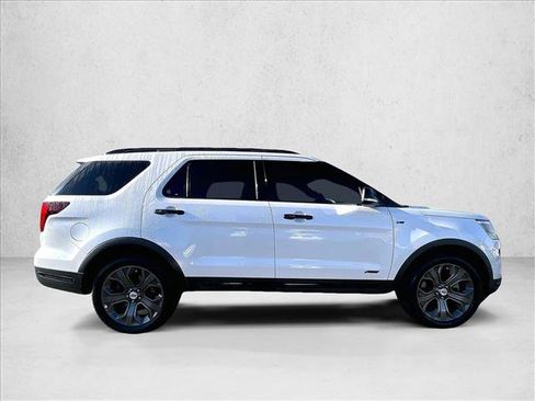 Used 2018 Ford Explorer Sport w/ Ford Safe & Smart Package image 5