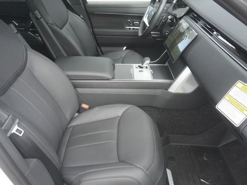 New 2026 Land Rover Range Rover SE AWD/4WD image 23