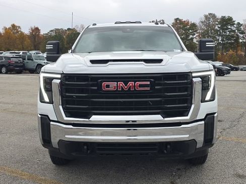 Used 2024 GMC Sierra 3500 Pro image 8