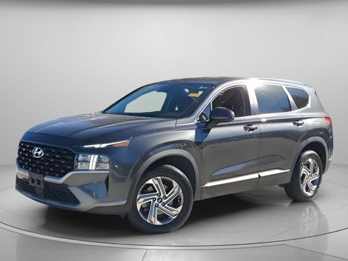 Used 2021 Hyundai Santa Fe SE image 2