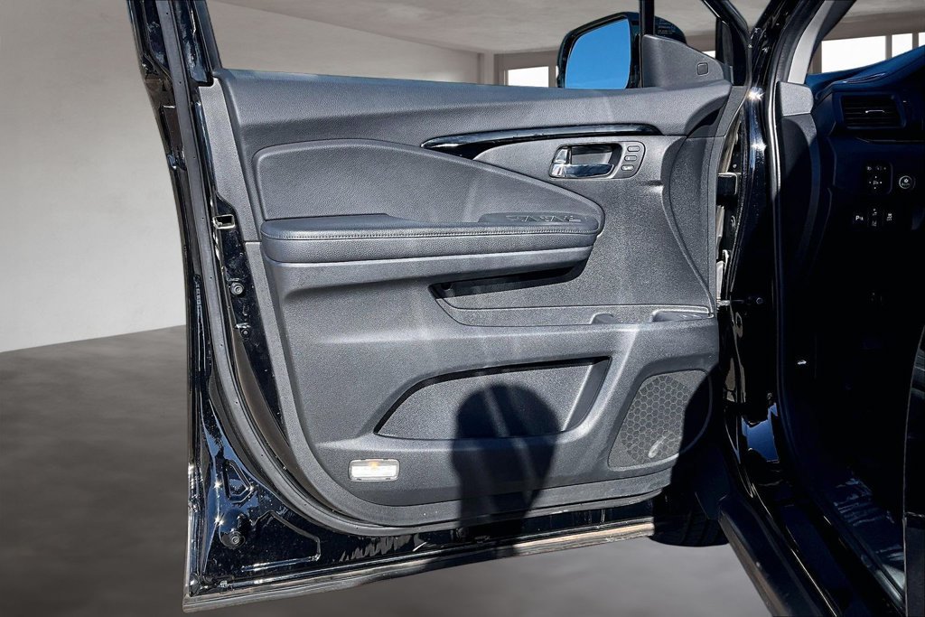 Used 2020 Honda Pilot Elite image 18