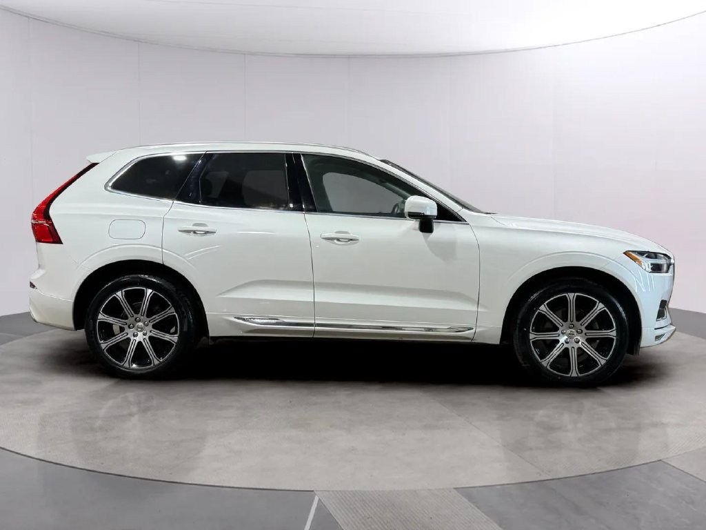 Used 2020 Volvo XC60 T5 Inscription w/ Protection Package AWD/4WD image 2
