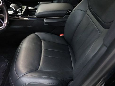 Used 2024 Land Rover Range Rover Sport SE image 68