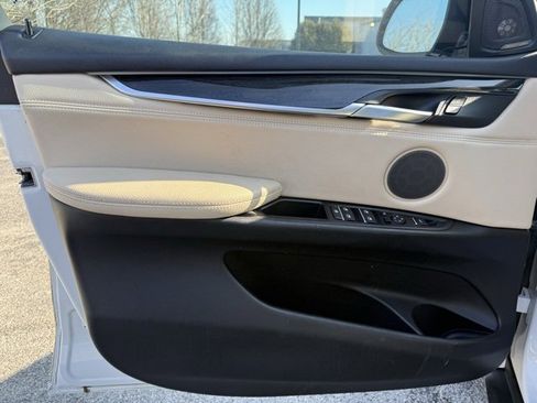 Used 2017 BMW X5 xDrive35i image 9