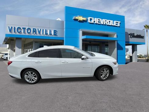 Used 2016 Chevrolet Malibu LT FWD image 4