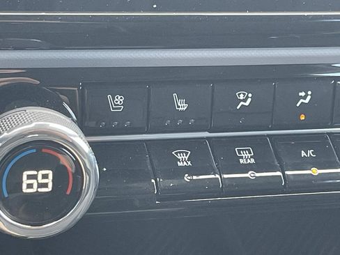 New 2027 Chevrolet Bolt RS w/ Technology Package FWD image 22