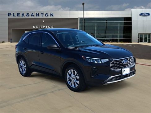 Certified 2024 Ford Escape Active image 7