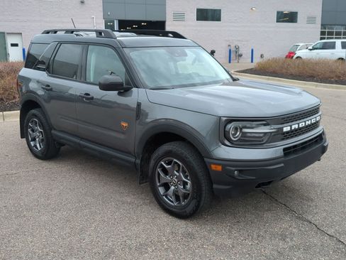 Certified 2024 Ford Bronco Sport Badlands AWD/4WD image 2