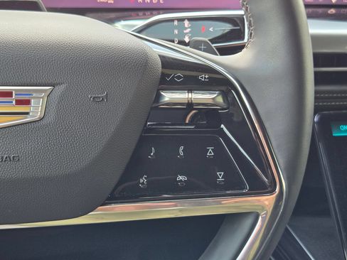 Certified 2026 Cadillac Escalade Sport AWD/4WD image 13