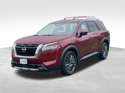 Certified 2023 Nissan Pathfinder SL w/ SL Premium Package AWD/4WD image 2