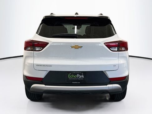 Used 2025 Chevrolet TrailBlazer LT FWD image 7