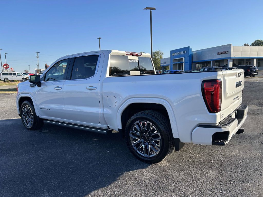Used 2024 GMC Sierra 1500 Denali Ultimate AWD/4WD image 6