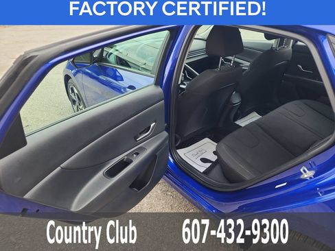 Certified 2023 Hyundai Elantra SEL w/ Convenience Package FWD image 21